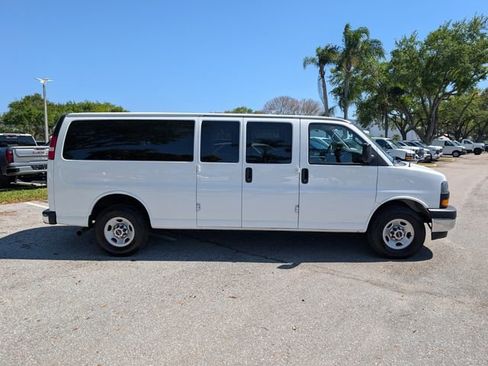 Used 2023 GMC Savana 3500 LS w/ Chrome Appearance Package image 8