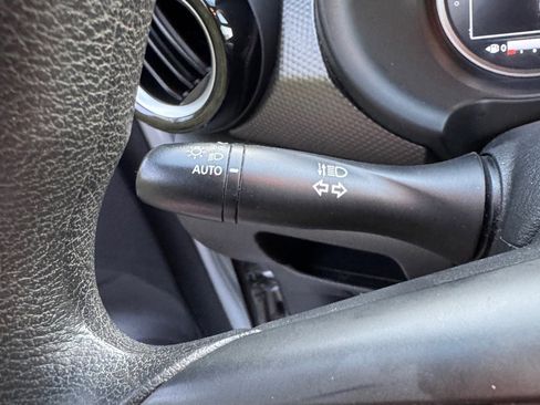 Used 2020 Nissan Kicks SV w/ Exterior Package image 30