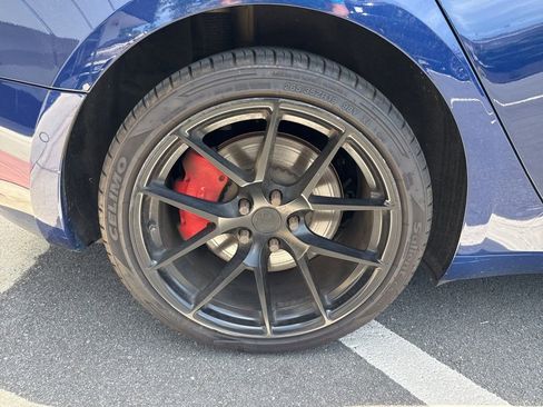 Used 2022 Tesla Model 3 Performance AWD/4WD image 9
