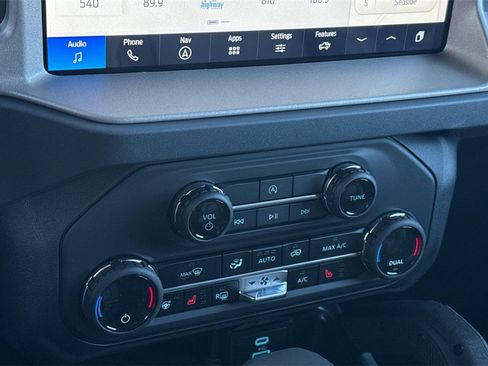 New 2025 Ford Bronco Outer Banks w/ Sasquatch Package image 16