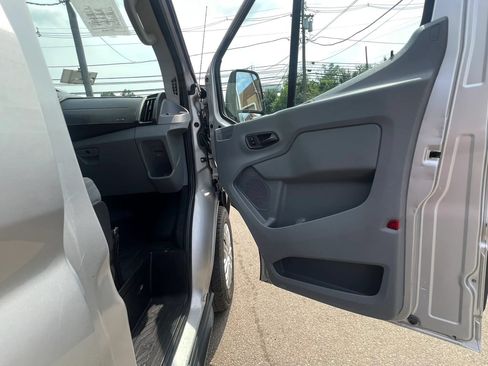 Used 2018 Ford Transit 250 148 Medium Roof RWD image 14