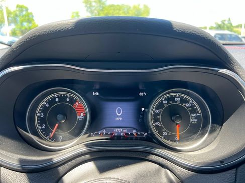 Used 2020 Jeep Cherokee Trailhawk w/ Cold Weather Group AWD/4WD image 6