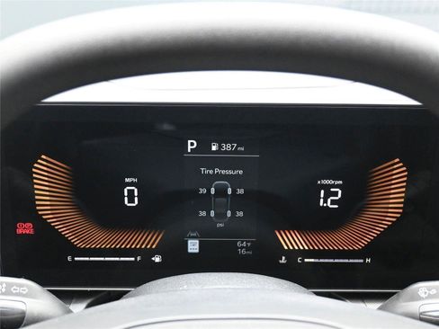 New 2025 Kia K4 LXS image 5