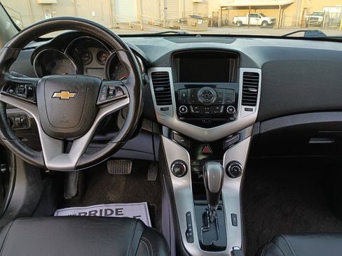 Used 2016 Chevrolet Cruze LT w/ Sun, Sound and Sport Package image 19