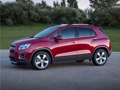 Used 2015 Chevrolet Trax LT w/ LT Plus Package FWD image 1