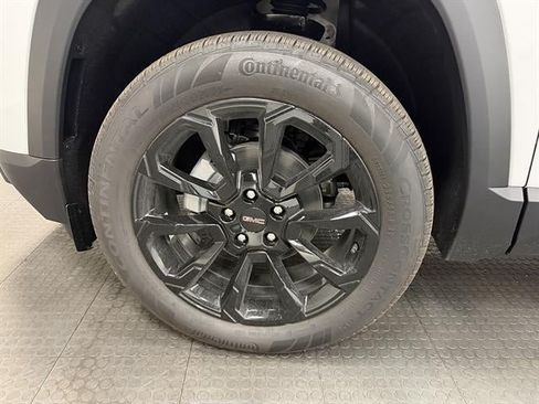 New 2026 GMC Terrain Elevation w/ Elevation Premium Package AWD/4WD image 12