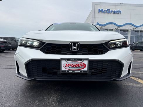 Used 2025 Honda Civic Sport image 11