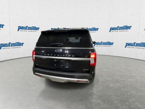 Used 2024 Ford Expedition Max XLT image 10