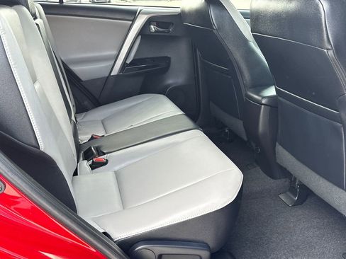 Used 2017 Toyota RAV4 Limited FWD image 12