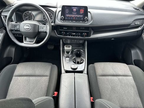 Used 2025 Nissan Rogue SV AWD/4WD image 13