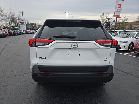 Certified 2023 Toyota RAV4 LE image 7
