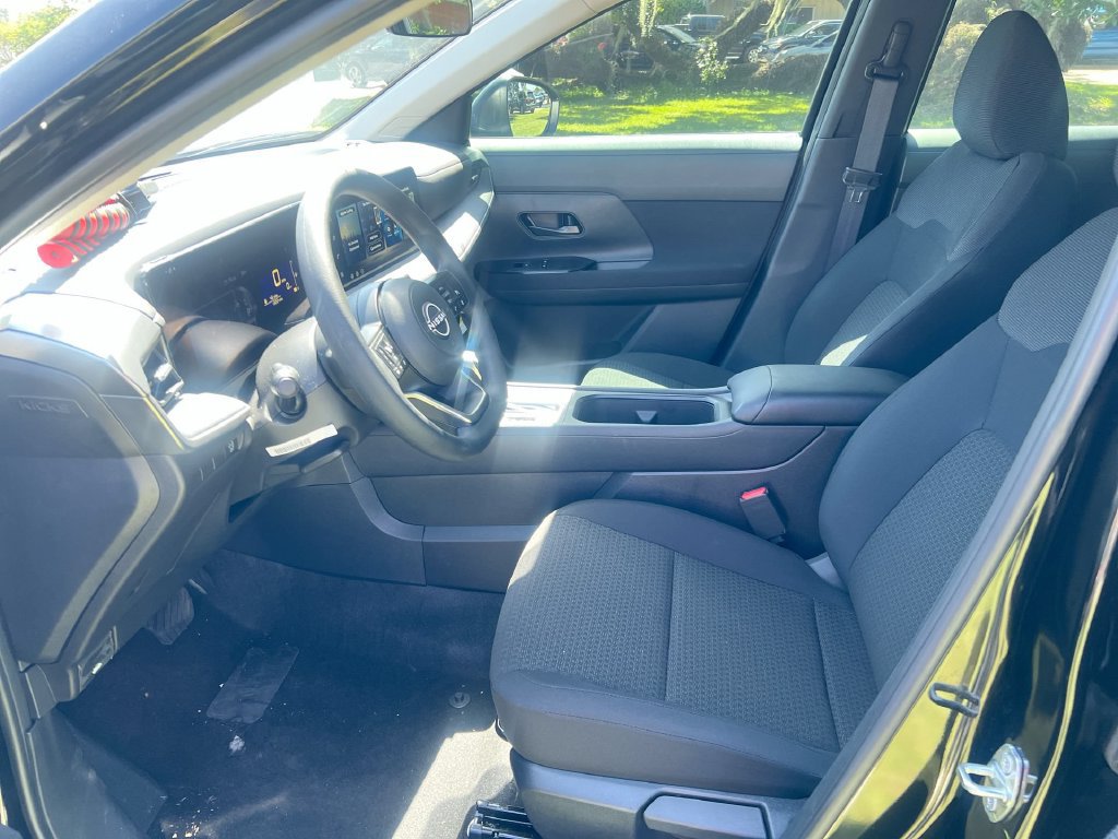 Used 2026 Nissan Kicks S FWD image 13