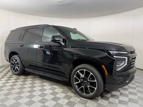 Used 2025 Chevrolet Tahoe RST w/ Comfort Package AWD/4WD image 14