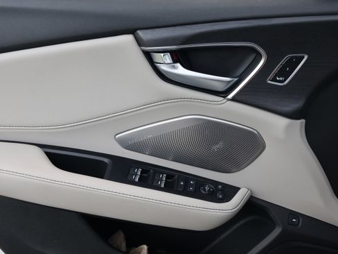 Used 2025 Acura RDX SH-AWD w/ Advance Package image 12