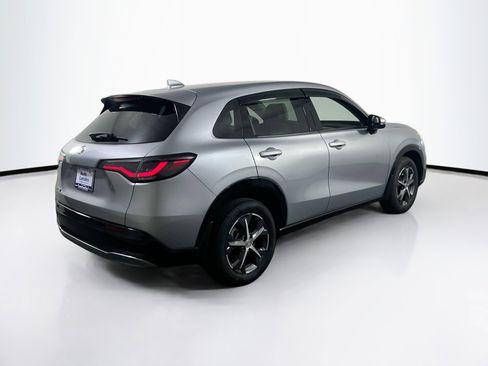 Used 2023 Honda HR-V EX-L image 5