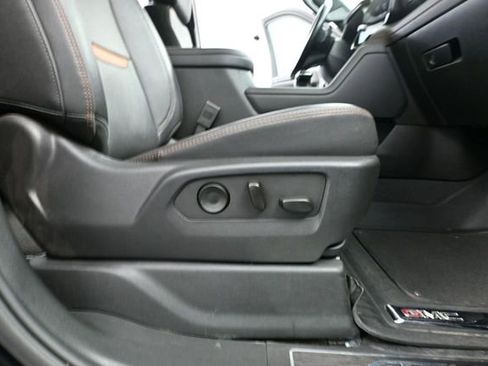 Used 2023 GMC Sierra 1500 AT4 w/ Technology Package AWD/4WD image 53