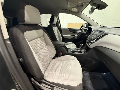 Used 2021 Chevrolet Equinox LS w/ LS Convenience Package image 13