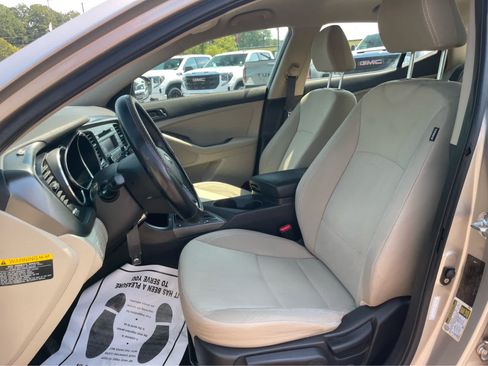 Used 2013 Kia Optima LX FWD image 11
