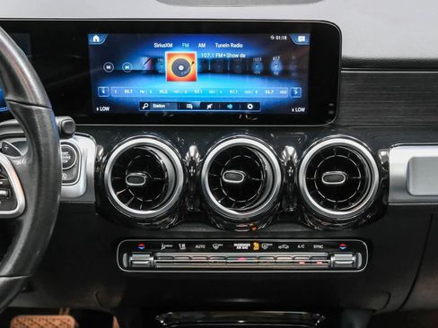 Certified 2023 Mercedes-Benz GLB 250 image 16