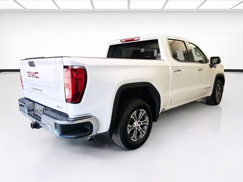 Used 2025 GMC Sierra 1500 SLT RWD image 4