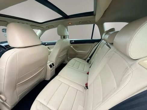 Used 2014 Volkswagen Jetta TDI FWD image 21