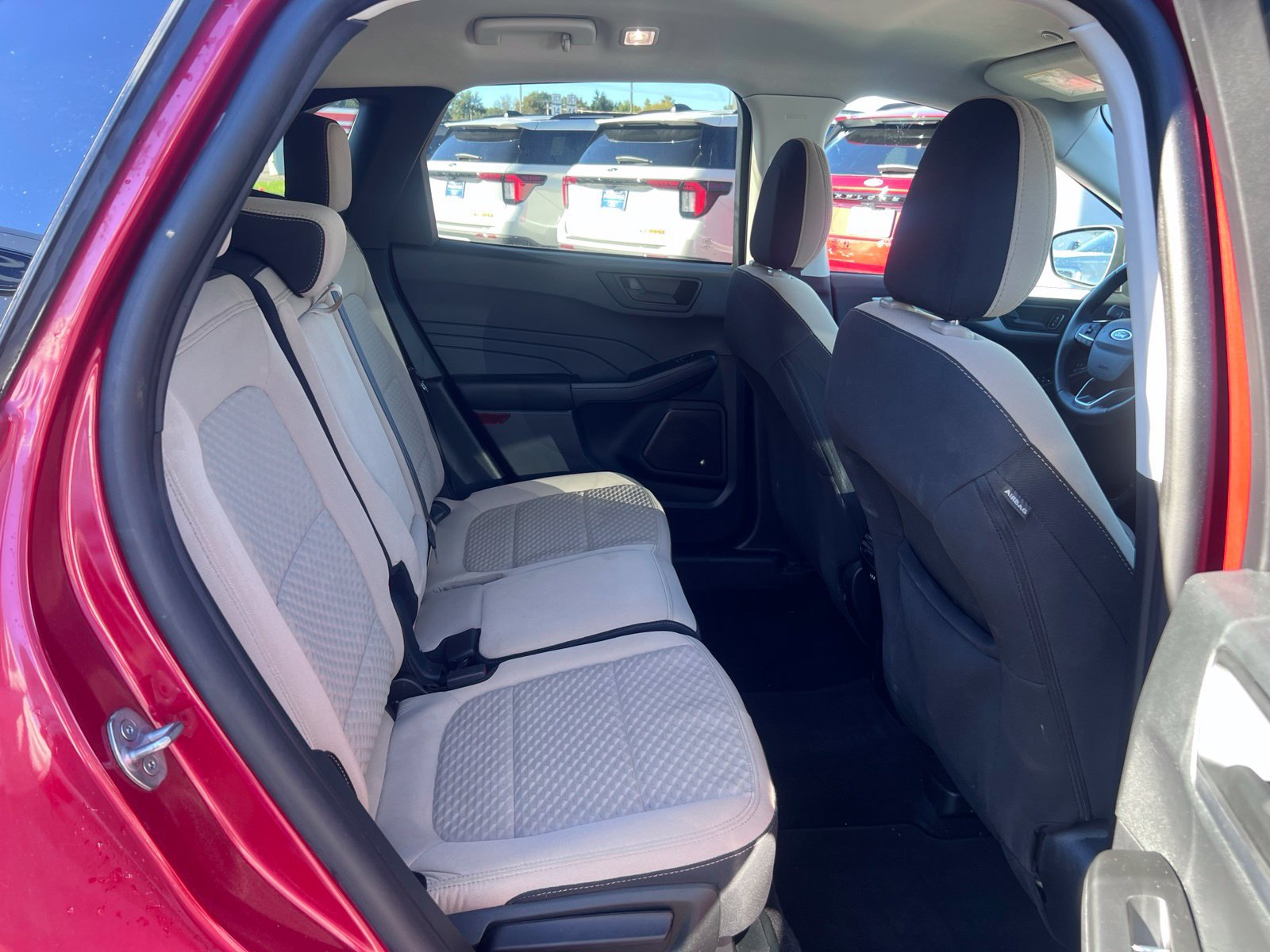 Used 2022 Ford Escape SE w/ Convenience Package FWD image 40