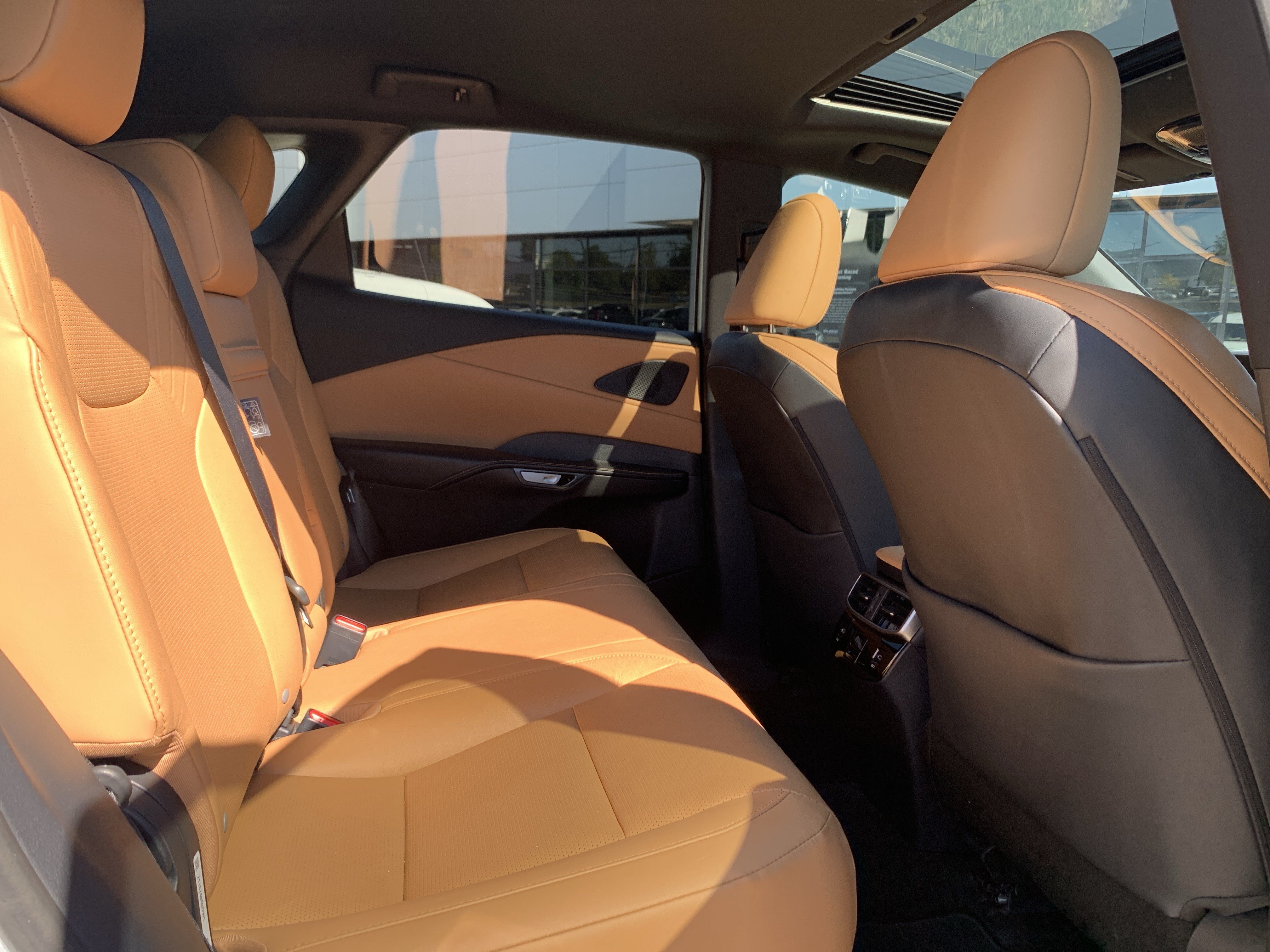Used 2024 Lexus RX 350 Premium Plus w/ Convenience Package FWD image 33