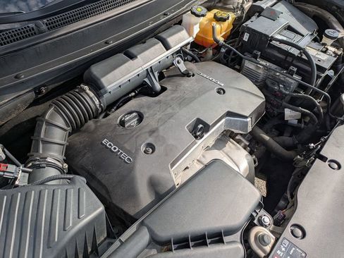 Used 2017 Buick Envision Essence image 12