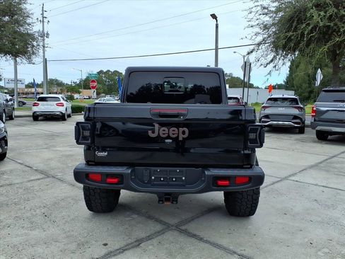 Used 2023 Jeep Gladiator Rubicon w/ Cold Weather Group image 6