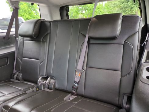 Used 2016 GMC Yukon XL Denali w/ Open Road Package RWD image 13