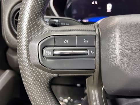 Used 2025 Chevrolet Colorado Trail Boss image 10