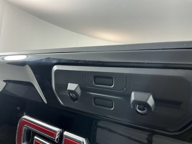 Used 2025 GMC Sierra 3500 AT4 w/ AT4 Premium Plus Package AWD/4WD image 9