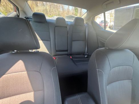 Used 2025 Nissan Altima 2.5 SV image 33