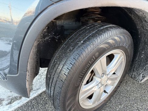 Used 2021 Chevrolet Trax LT w/ LT Convenience Package image 15