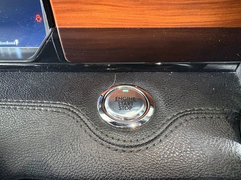 Used 2020 Lincoln Navigator Reserve image 22