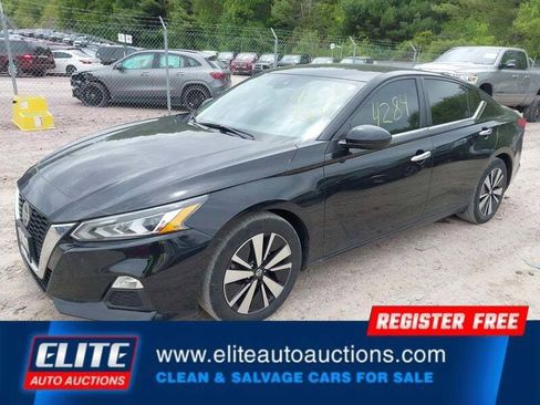 Used 2021 Nissan Altima 2.5 SV FWD image 4