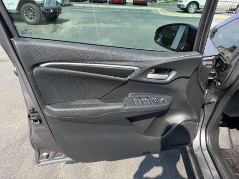 Used 2016 Honda Fit LX image 10