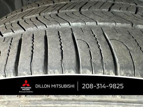 Used 2025 Nissan Rogue SV AWD/4WD image 16