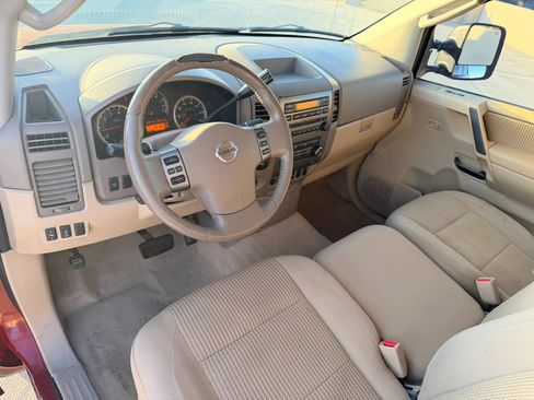 Used 2008 Nissan Titan SE AWD/4WD image 8