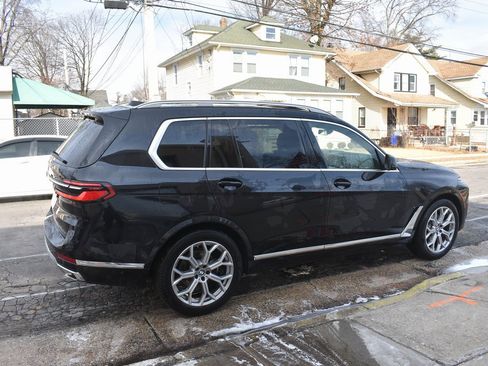 Used 2025 BMW X7 xDrive40i image 5