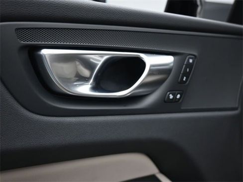 Used 2026 Volvo XC60 B5 Plus w/ Protection Package Premier image 22
