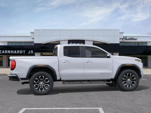 New 2026 GMC Canyon Denali image 7
