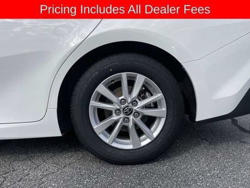 Used 2025 Toyota Camry LE FWD image 9