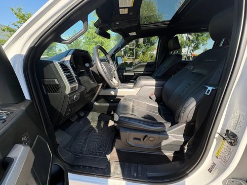Used 2019 Ford F150 Lariat w/ Equipment Group 502A Luxury AWD/4WD image 12