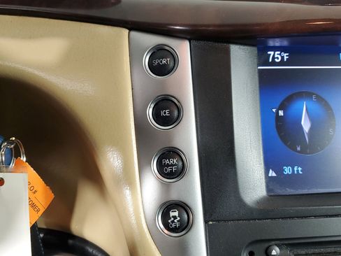 Used 2013 Maserati GranTurismo Sport image 44