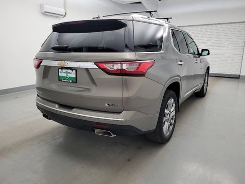 Used 2018 Chevrolet Traverse Premier AWD/4WD image 9