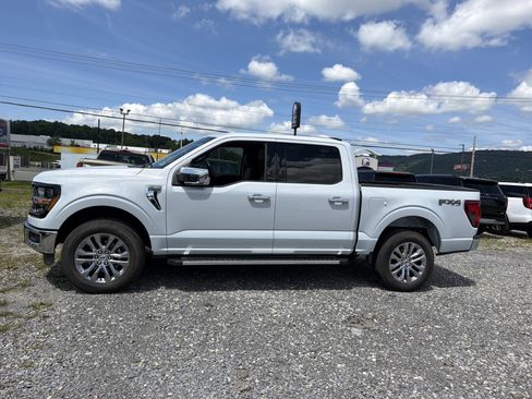 Used 2025 Ford F150 XLT w/ Equipment Group 302A MID AWD/4WD image 8