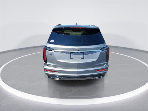 Used 2024 Cadillac XT6 Sport image 7