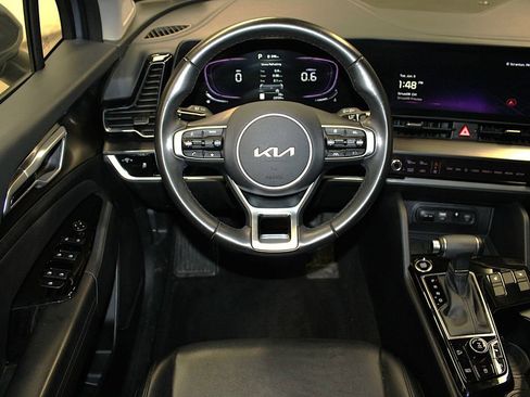 Used 2024 Kia Sportage EX AWD/4WD image 14