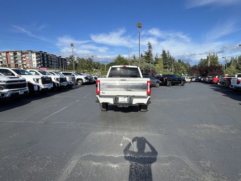 Used 2023 Ford F350 Platinum AWD/4WD image 5